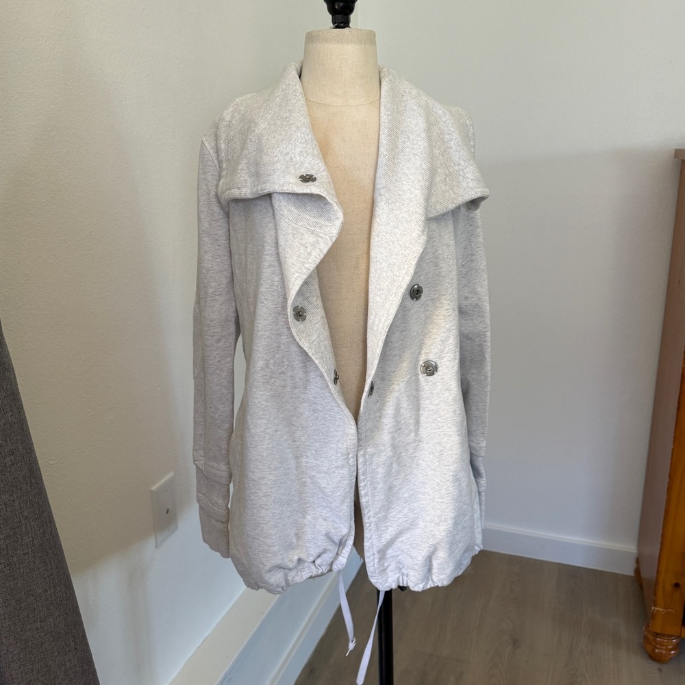 Lululemon Gratitude Wrap Heathered White